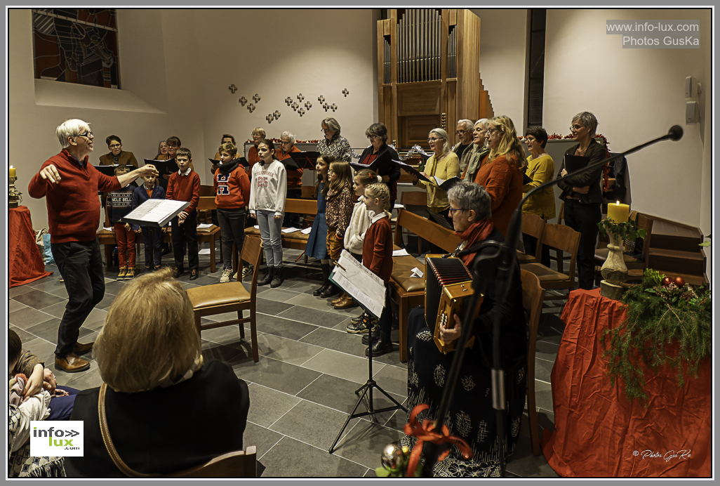 La Fameuze Chorale de Lambermont avec les enfants des écoles de Muno et de Villers-devant-Orval